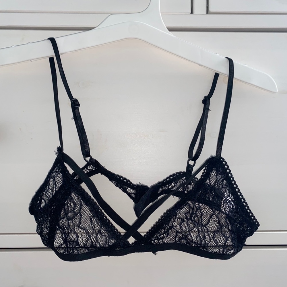 Lace bra/bralette